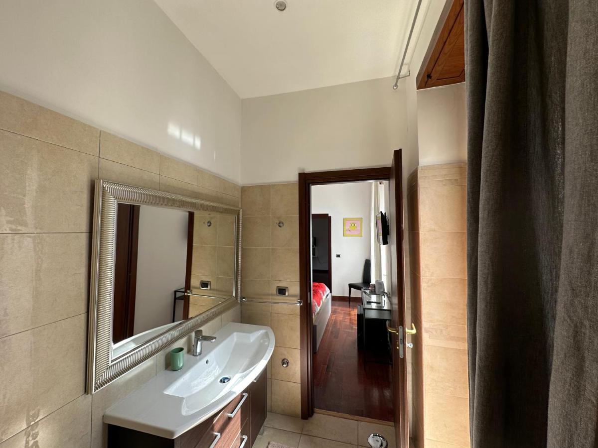 Bruno House Panzió Nápoly Kültér fotó