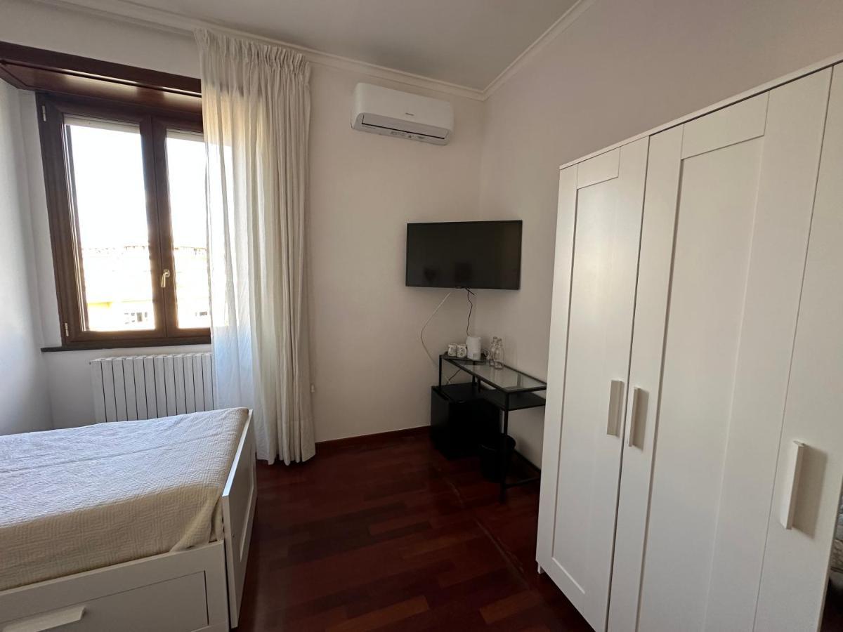 Bruno House Panzió Nápoly Kültér fotó