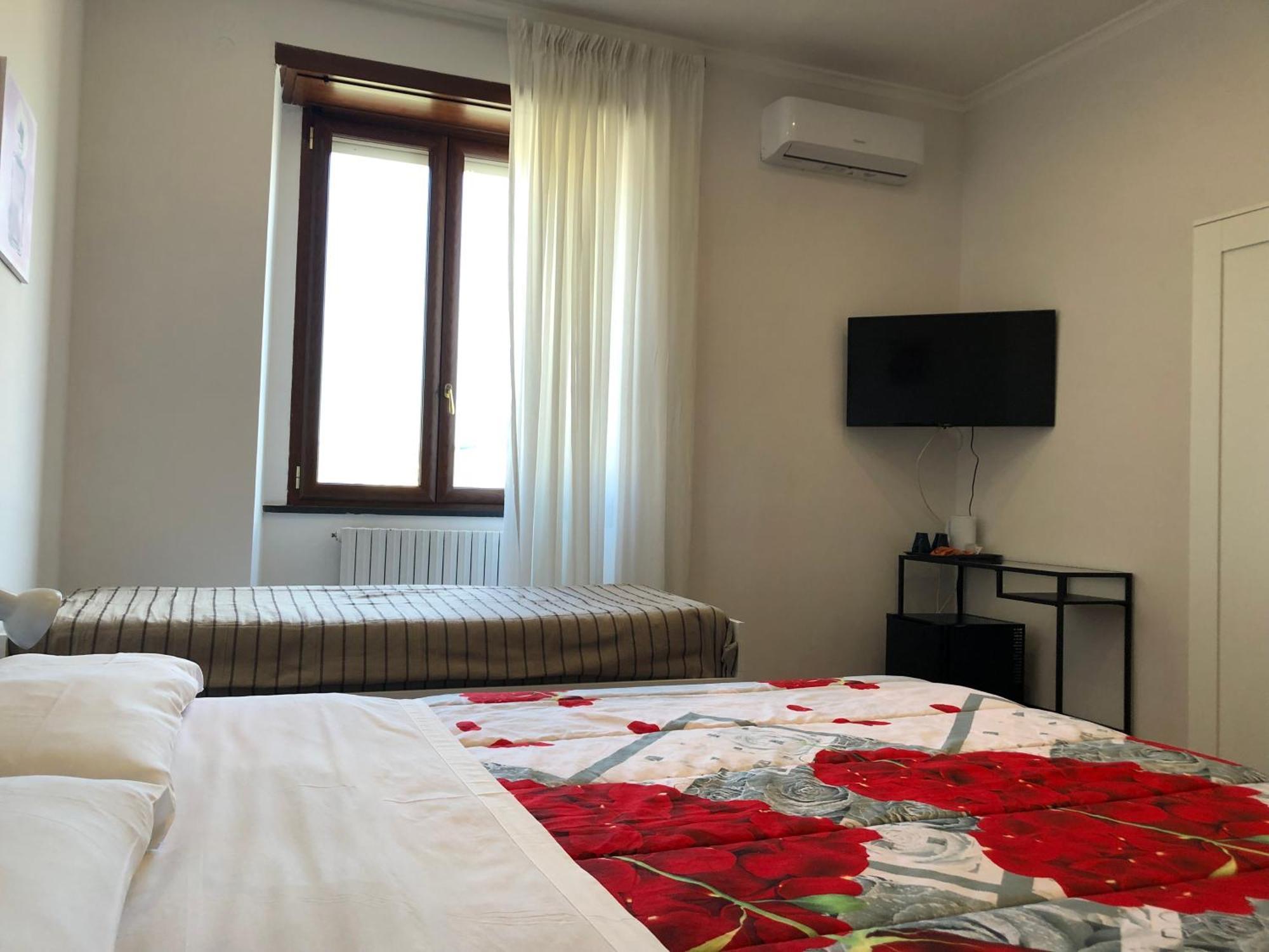 Bruno House Panzió Nápoly Kültér fotó