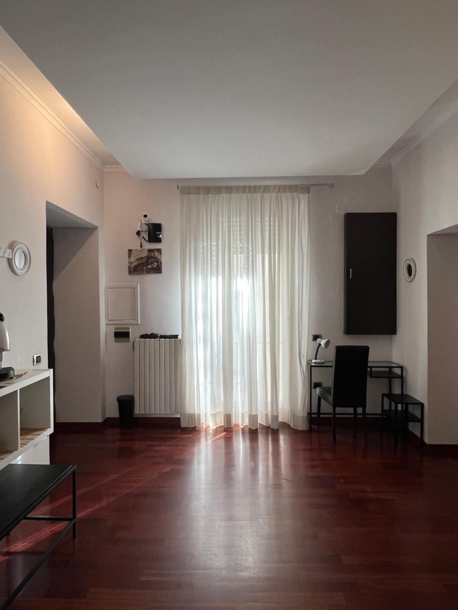 Bruno House Panzió Nápoly Kültér fotó